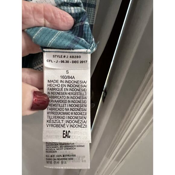 Marmot Teal Plaid Button Up Shirt Sz S Outdoor Hiking Camping - Picture 4 of 6